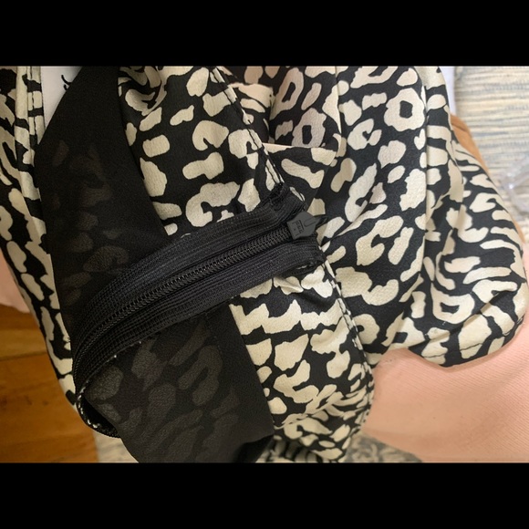 Princess Polly mini black and white skirt - Picture 4 of 6